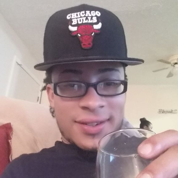 Meet your Posher, Ricki - Picture 1 of 1